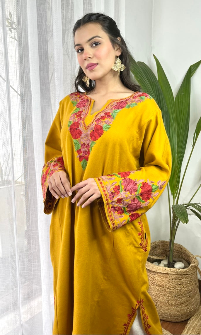 Mustard Bloom Pink Aari Embroidered Fine Cashmilon Pheran