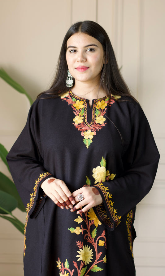 Saffron Glow Aari Embroidered Black Fine Cashmilon Pheran