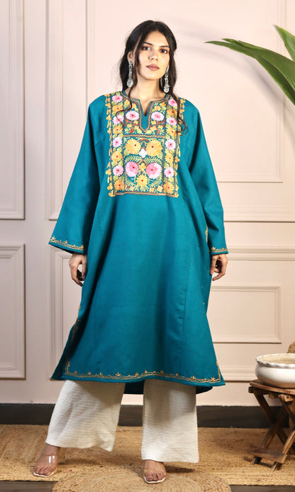 Sea Green Aari Embroidered Fine Cashmilon Pheran