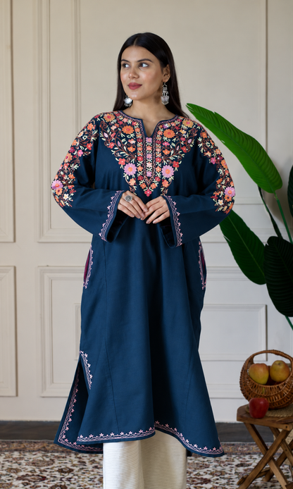 Blue Floral Aari Embroidered Fine Cashmilon Pheran