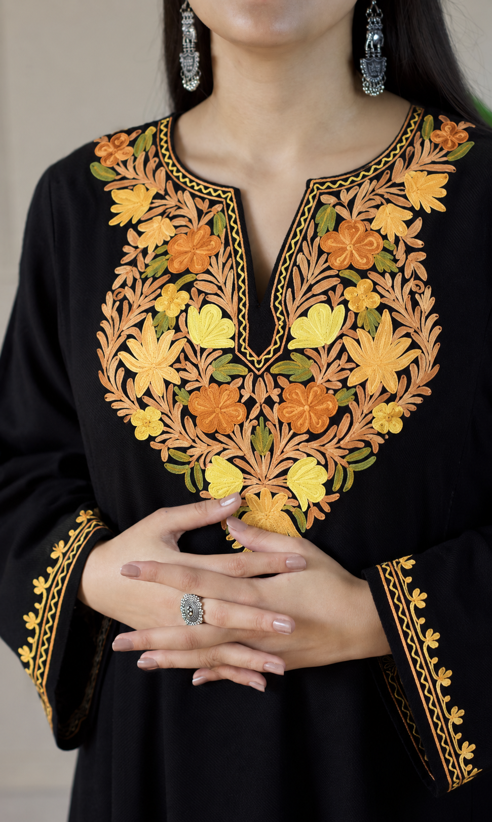 Ember Bloom Black Aari Embroidered Fine Cashmilon Pheran