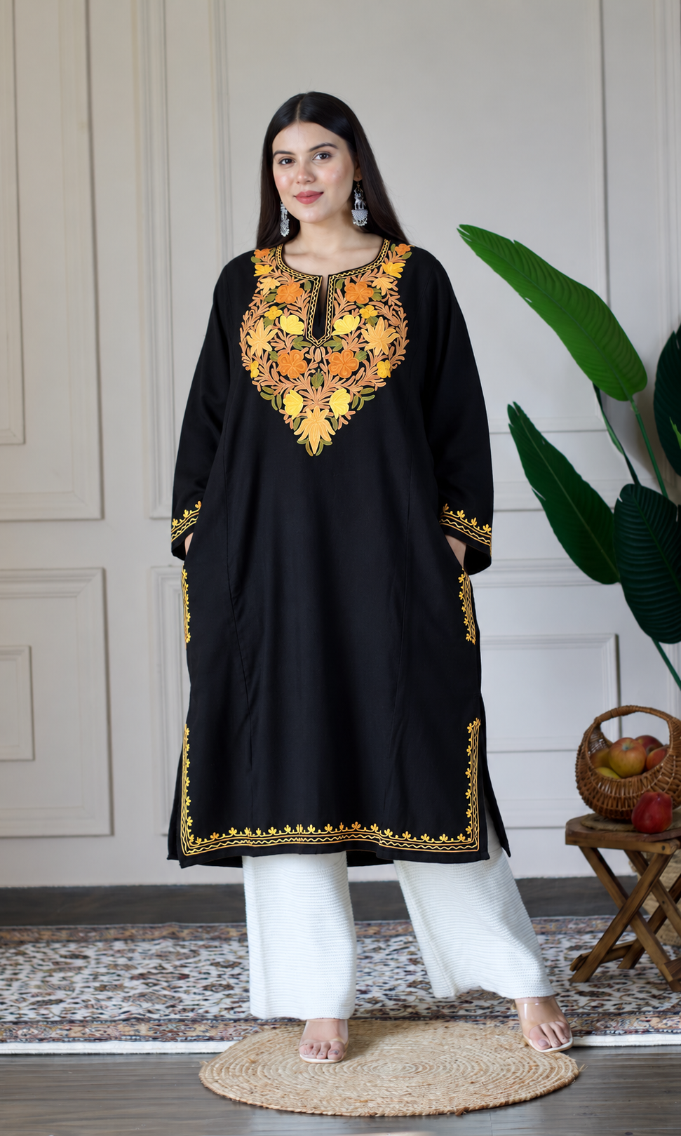 Ember Bloom Black Aari Embroidered Fine Cashmilon Pheran