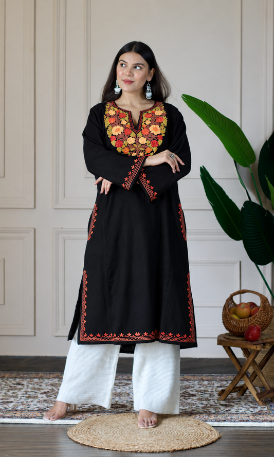 Ember Rose Black Aari Embroidered Fine Cashmilon Pheran