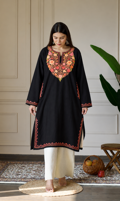 Black Saffron Bloom Aari Embroidered Fine Cashmilon Pheran