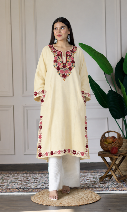 Pastel Yellow Bloom Aari Embroidered Fine Cashmilon Pheran