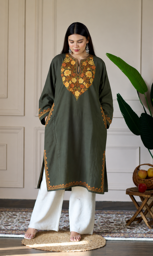 Golden Dark Olive Aari Embroidered Fine Cashmilon Pheran