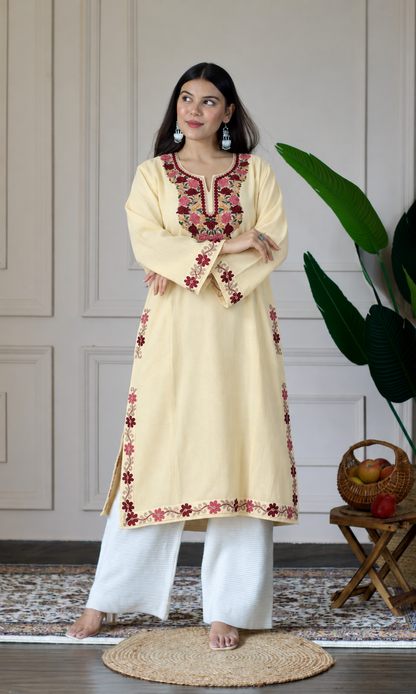 Pastel Yellow Bloom Aari Embroidered Fine Cashmilon Pheran