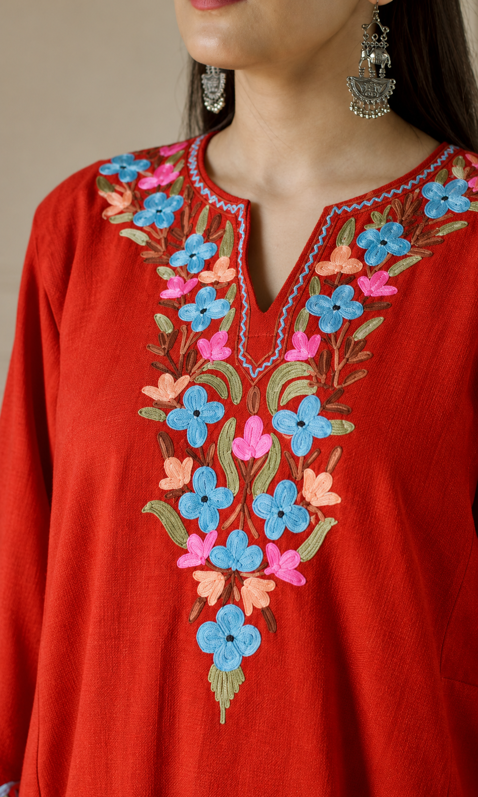 Rust Sapphire Bloom Aari Embroidered Fine Cashmilon Pheran
