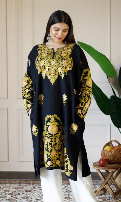 Black Aari Embroidered Wool Pheran
