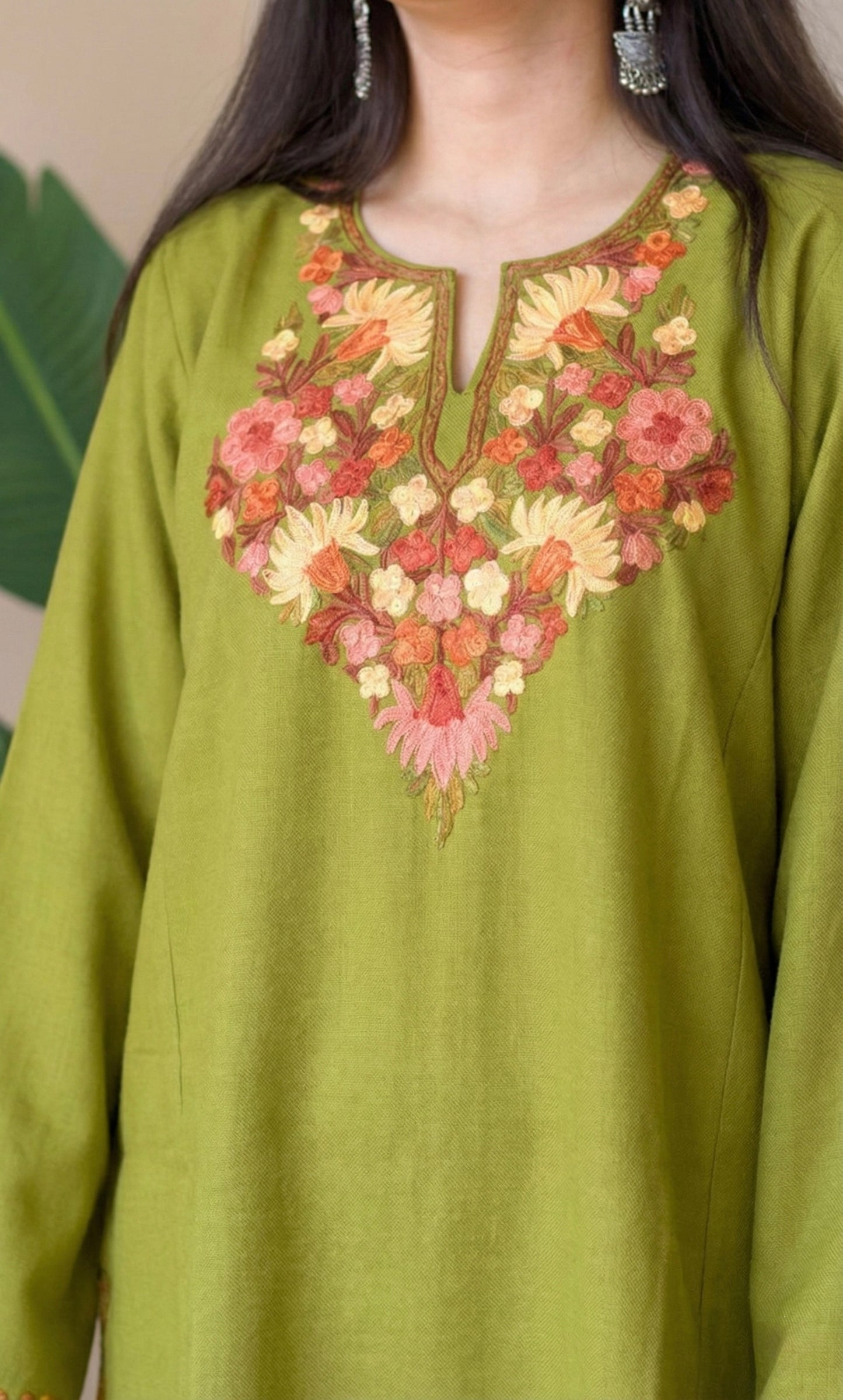 Mehendi Saffron Bloom Aari Embroidered Fine Cashmilon Pheran