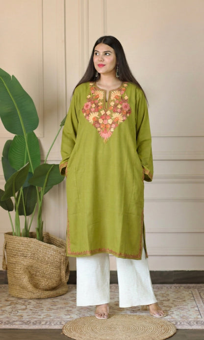 Mehendi Saffron Bloom Aari Embroidered Fine Cashmilon Pheran