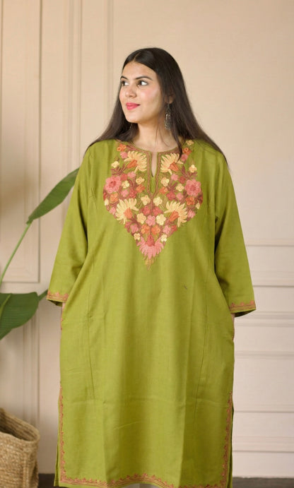 Mehendi Saffron Bloom Aari Embroidered Fine Cashmilon Pheran