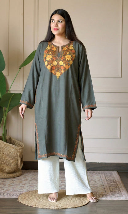 Golden Ember Grey Aari Embroidered Fine Cashmilon Pheran