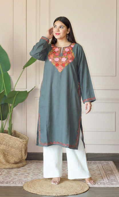 Peach Rose Bloom Grey Aari Embroidered Fine Cashmilon Pheran