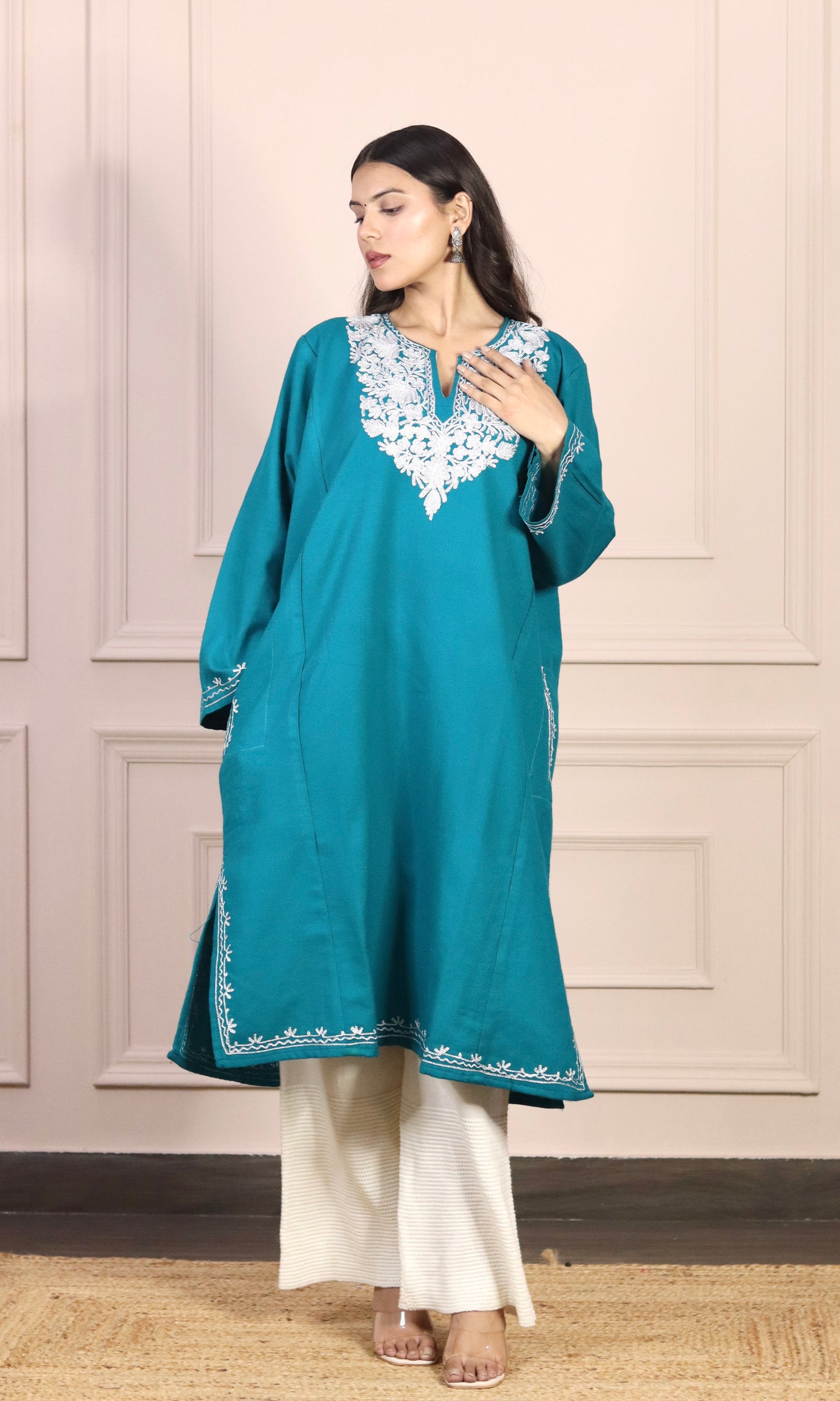 Deep Sea Zari Embroidered Cashmilon Pheran