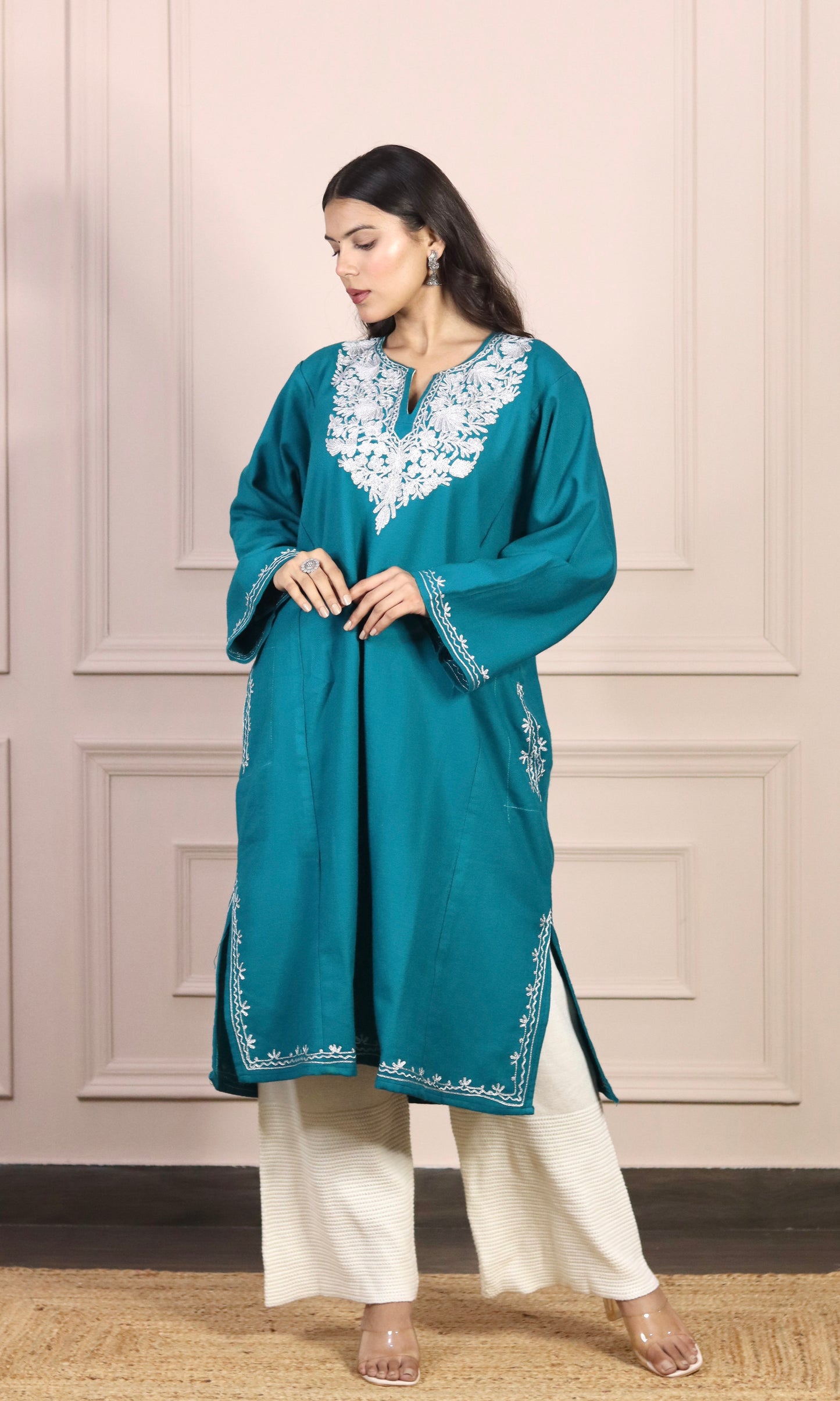 Deep Sea Zari Embroidered Cashmilon Pheran