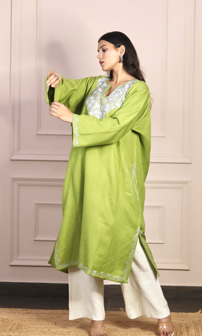 Light Green Zari Embroidered Cashmilon Pheran