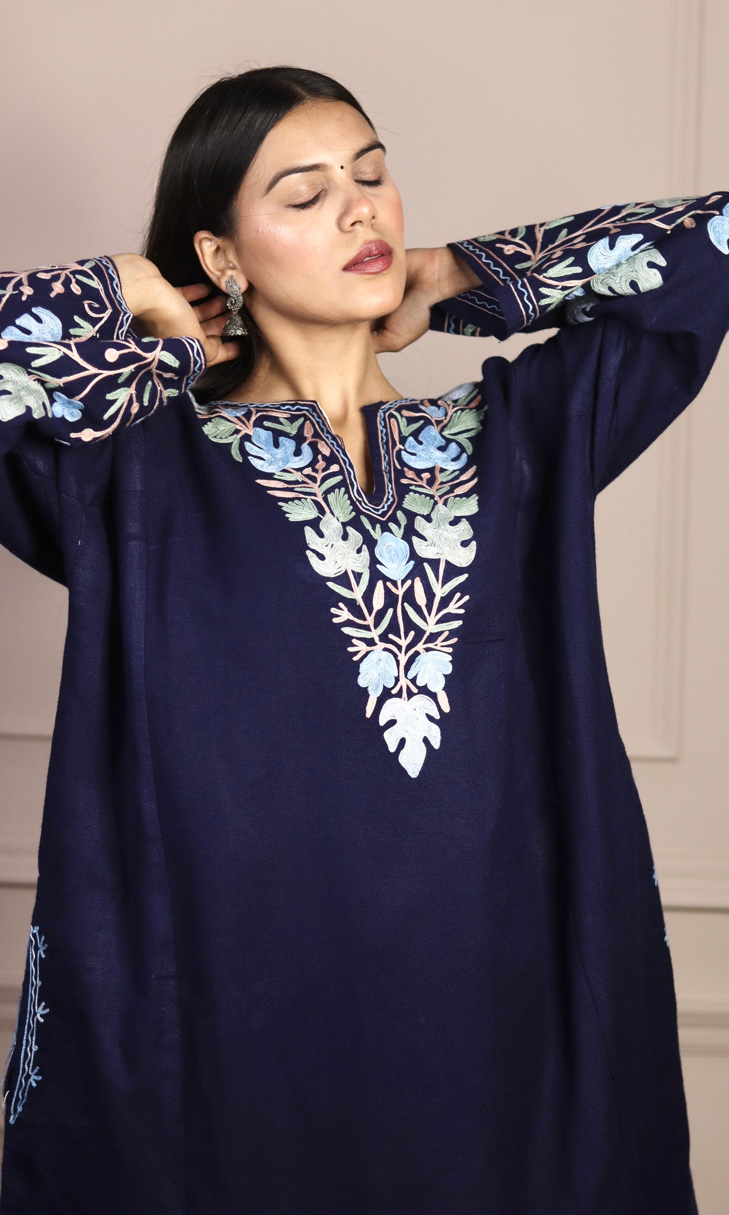 Navy Blue Aari Embroidered Fine Cashmilon Pheran