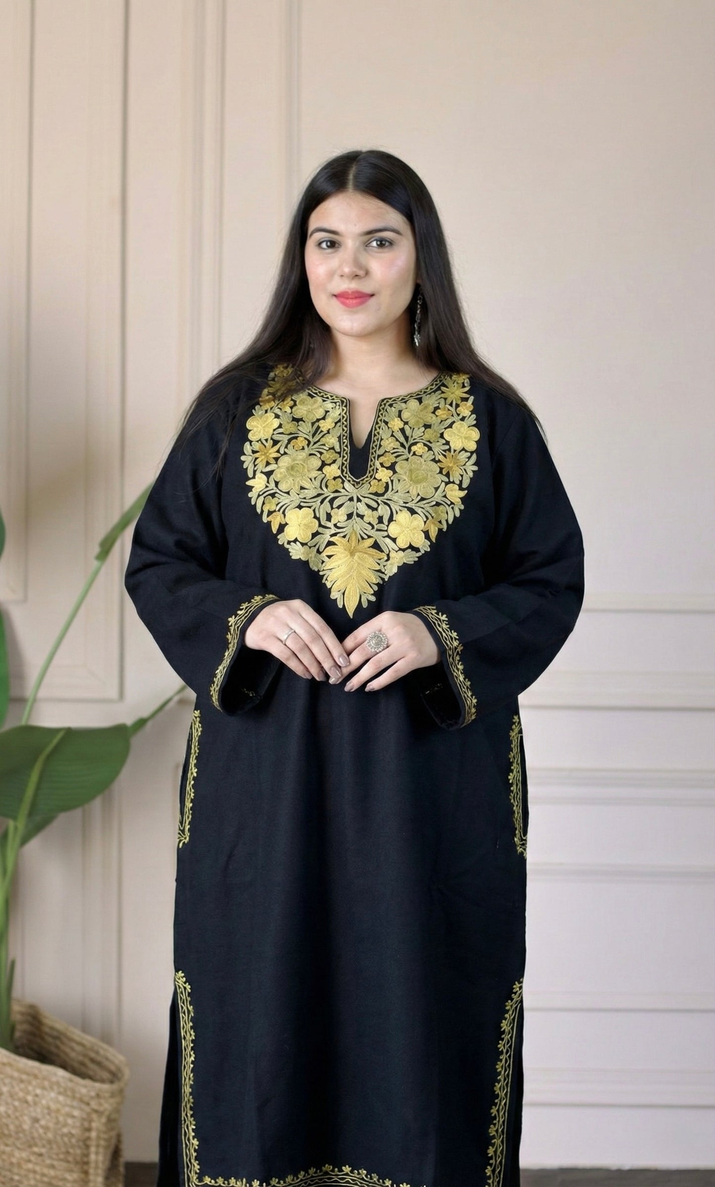 Black Sage Gold Aari Embroidered Fine Cashmilon Pheran