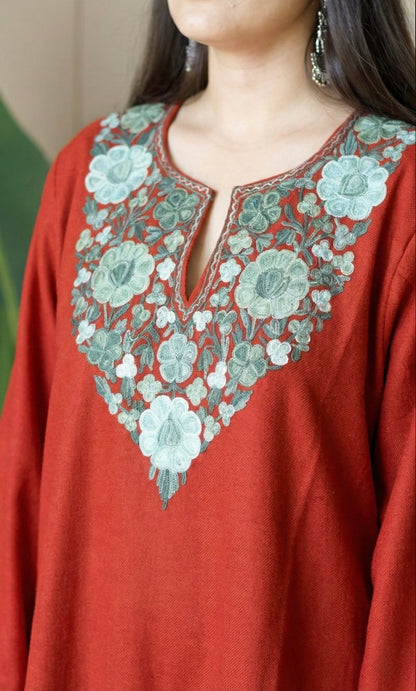 Red Mint Aari Embroidered Fine Cashmilon Pheran