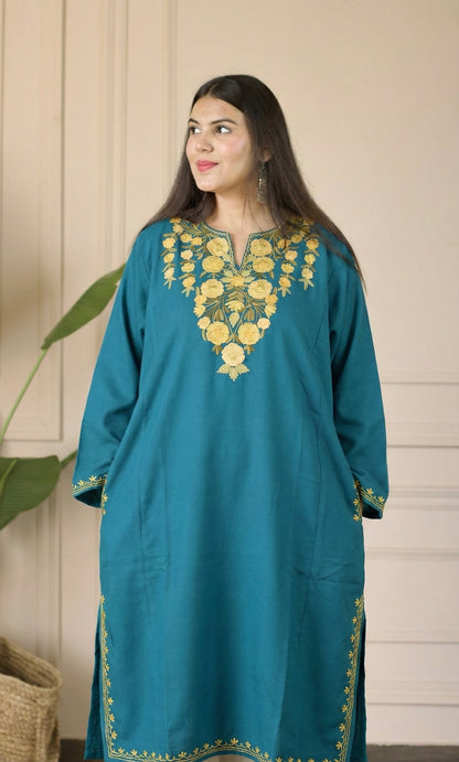 Sea Green Gold-Dust Aari Embroidered Fine Cashmilon Pheran