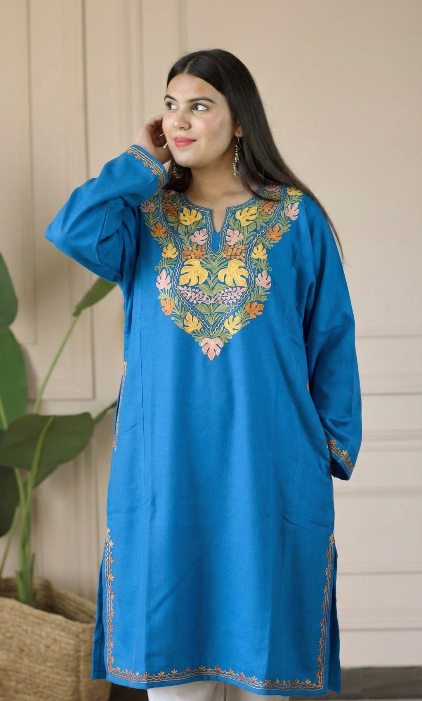 Blue Vibrant Aari Embroidered Fine Cashmilon Pheran