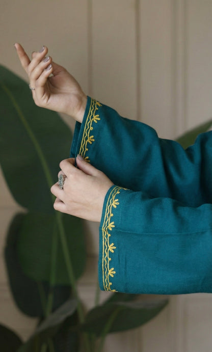 Golden Drift Sea Green Aari Embroidered Fine Cashmilon Pheran