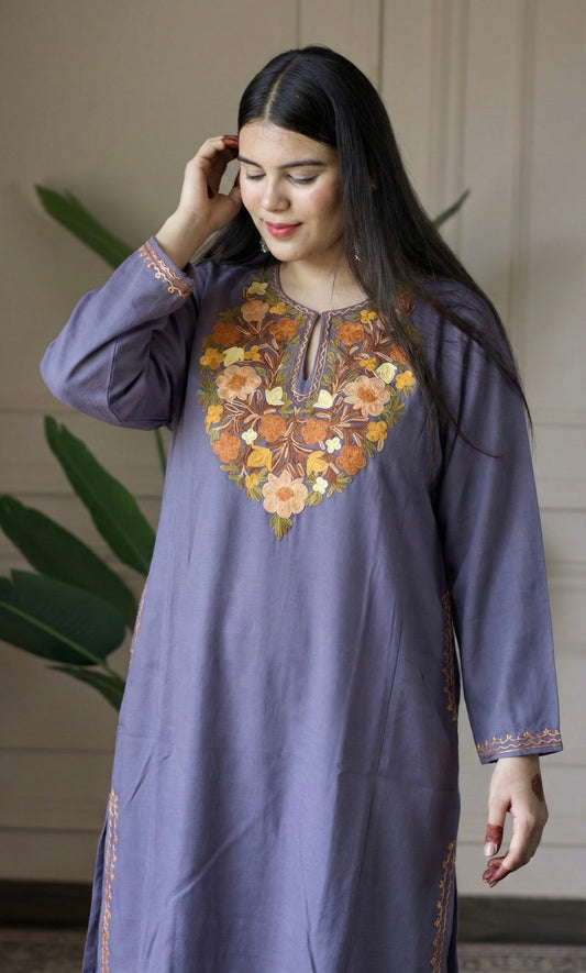 Soft Ember Aubergine Aari Embroidered Fine Cashmilon Pheran