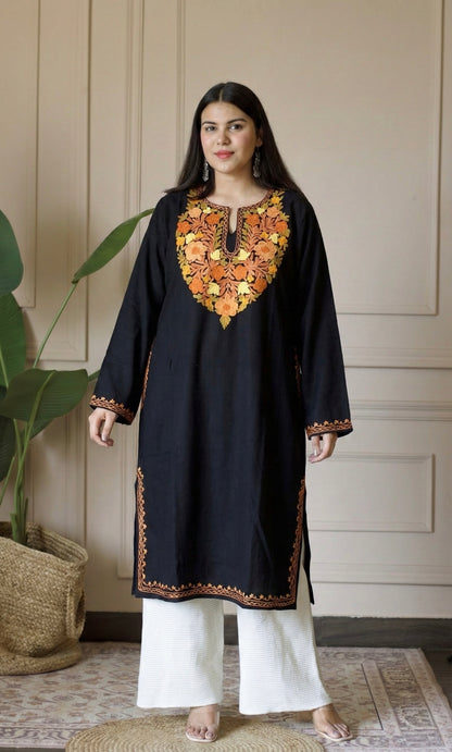 Ember Bloom Black Aari Embroidered Fine Cashmilon Pheran