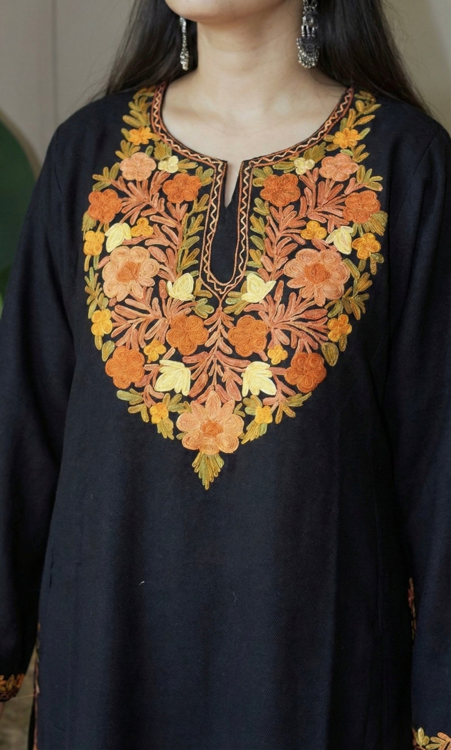 Ember Bloom Black Aari Embroidered Fine Cashmilon Pheran