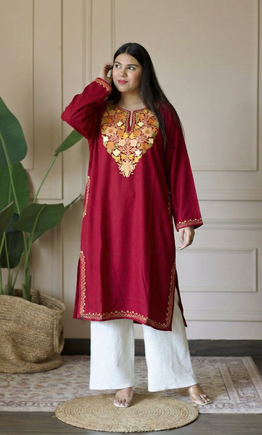 Crimson Saffron Bloom Aari Embroidered Fine Cashmilon Pheran