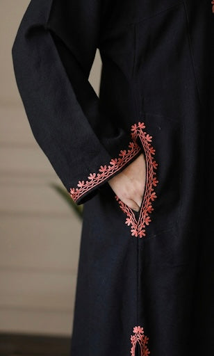 Ember Rose Black Aari Embroidered Fine Cashmilon Pheran