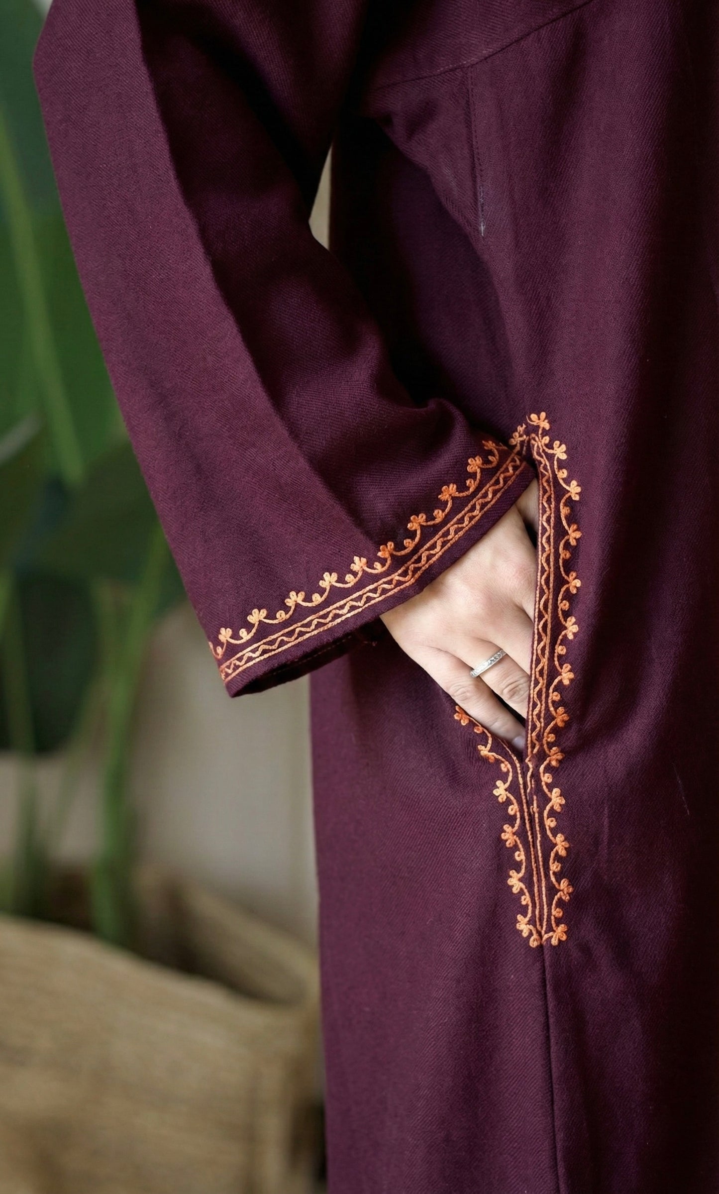 Wine Saffron Ember Aari Embroidered Fine Cashmilon Pheran