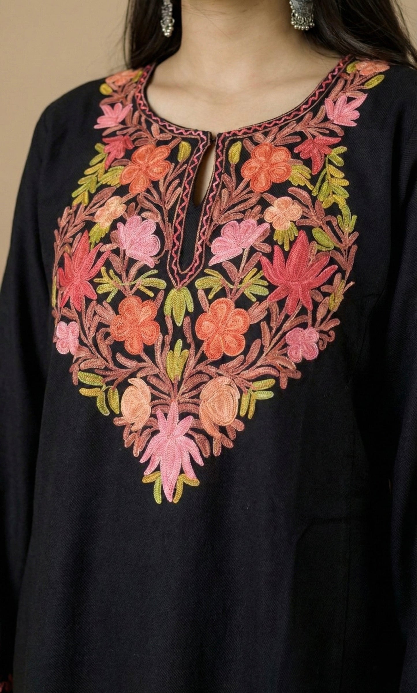 Black Saffron Rose Aari Embroidered Fine Cashmilon Pheran