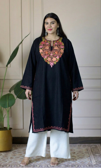 Sunset Bloom Black Aari Embroidered Fine Cashmilon Pheran