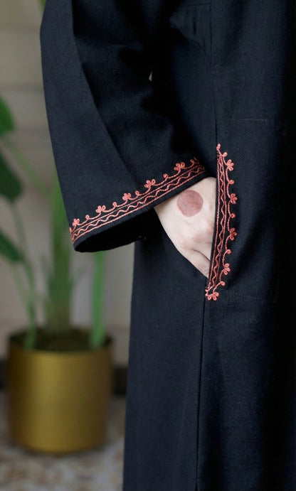 Sunset Bloom Black Aari Embroidered Fine Cashmilon Pheran