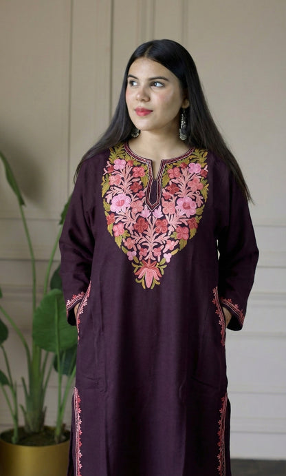 Deep Wine Rose Ember Aari Embroidered Fine Cashmilon Pheran