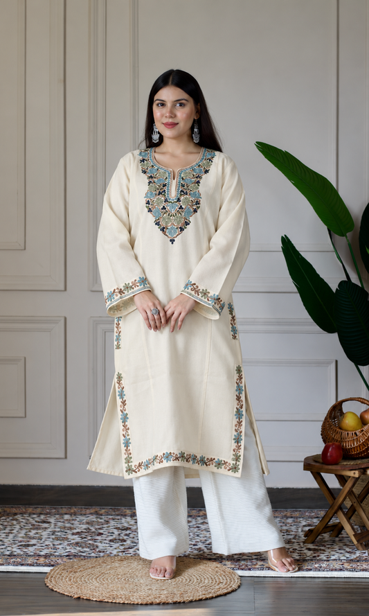 Ivory Sage Bloom Aari Embroidered Fine Cashmilon Pheran