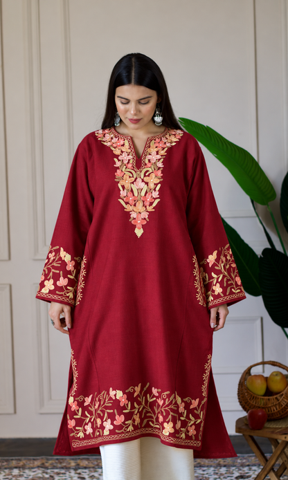 Maroon Rose Gold Aari Embroidered Fine Cashmilon Pheran