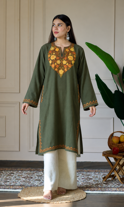 Golden Dark Olive Aari Embroidered Fine Cashmilon Pheran
