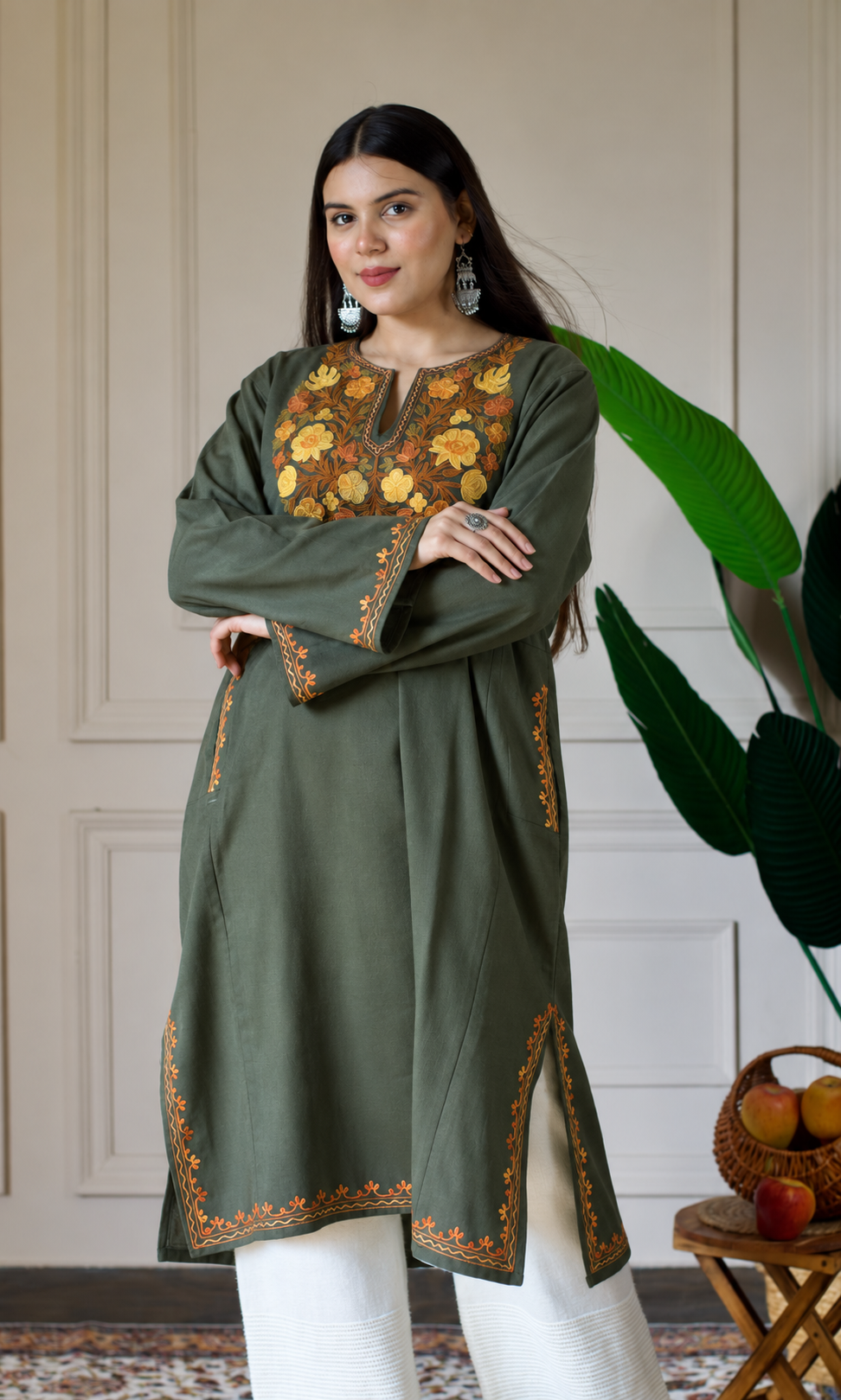 Golden Dark Olive Aari Embroidered Fine Cashmilon Pheran