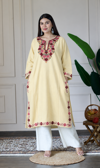 Pastel Yellow Bloom Aari Embroidered Fine Cashmilon Pheran