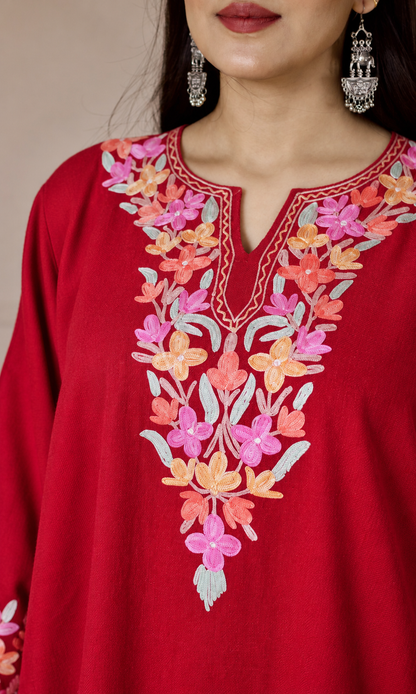 Maroon Sunset Bloom Aari Embroidered Fine Cashmilon Pheran