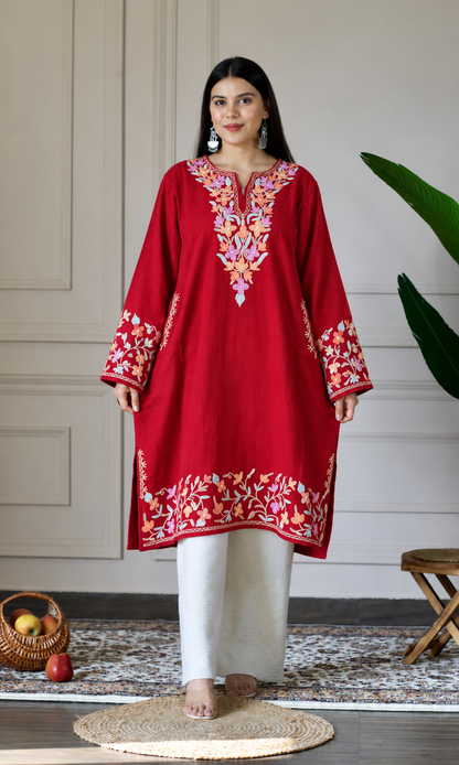 Maroon Sunset Bloom Aari Embroidered Fine Cashmilon Pheran