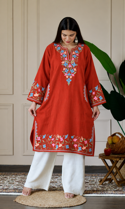 Rust Sapphire Bloom Aari Embroidered Fine Cashmilon Pheran