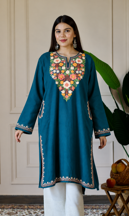 Deep Sea Green Vibrant Aari Embroidered Fine Cashmilon Pheran