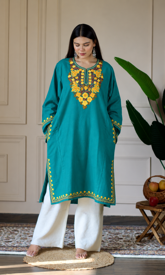 Teal Gold Aari Embroidered Fine Cashmilon Pheran
