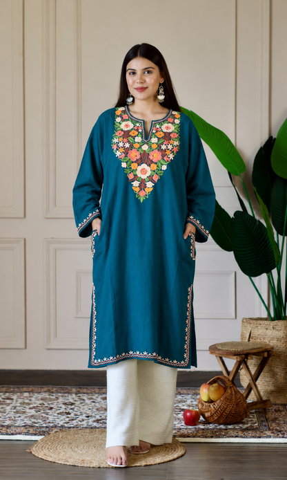 Deep Sea Green Vibrant Aari Embroidered Fine Cashmilon Pheran