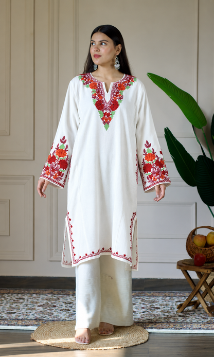 Crimson Bloom White Aari Embroidered Fine Cashmilon Pheran